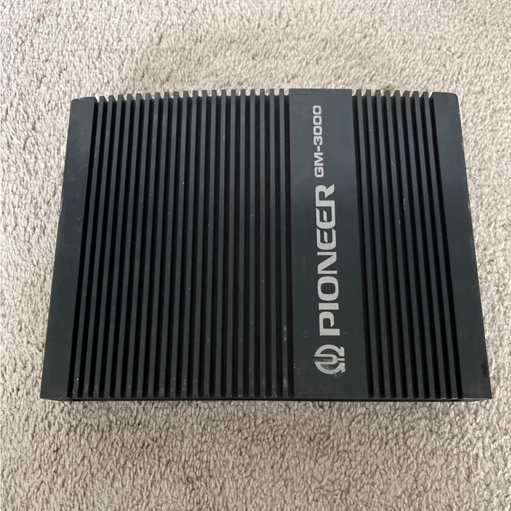 Pioneer GM-3000 Amplifier